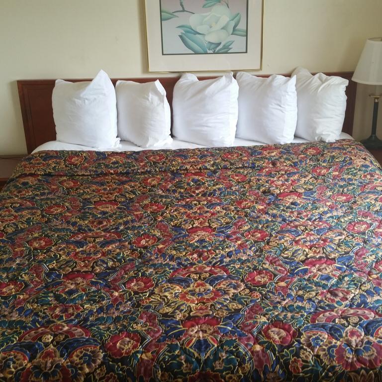 Days By Wyndham Anaheim Orange